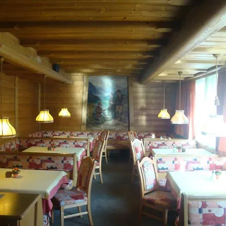 Konukevi Dollinger Tarrenz