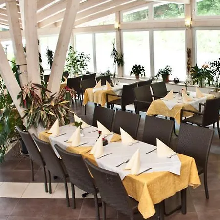 Dollinger 3* Tarrenz